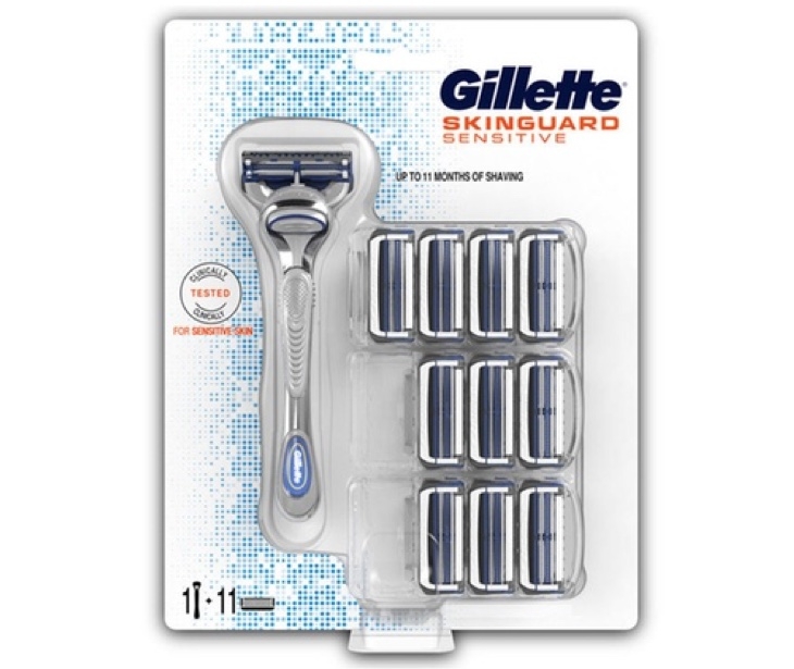 Dagaanbieding - Gillette SkinGuard Sensitive Houder incl 11 mesjes dagelijkse koopjes